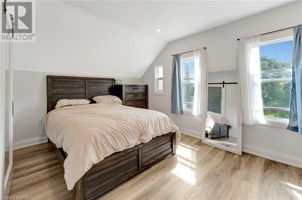 Photo 13 of 157 Terrace Hill Street, Brantford ON