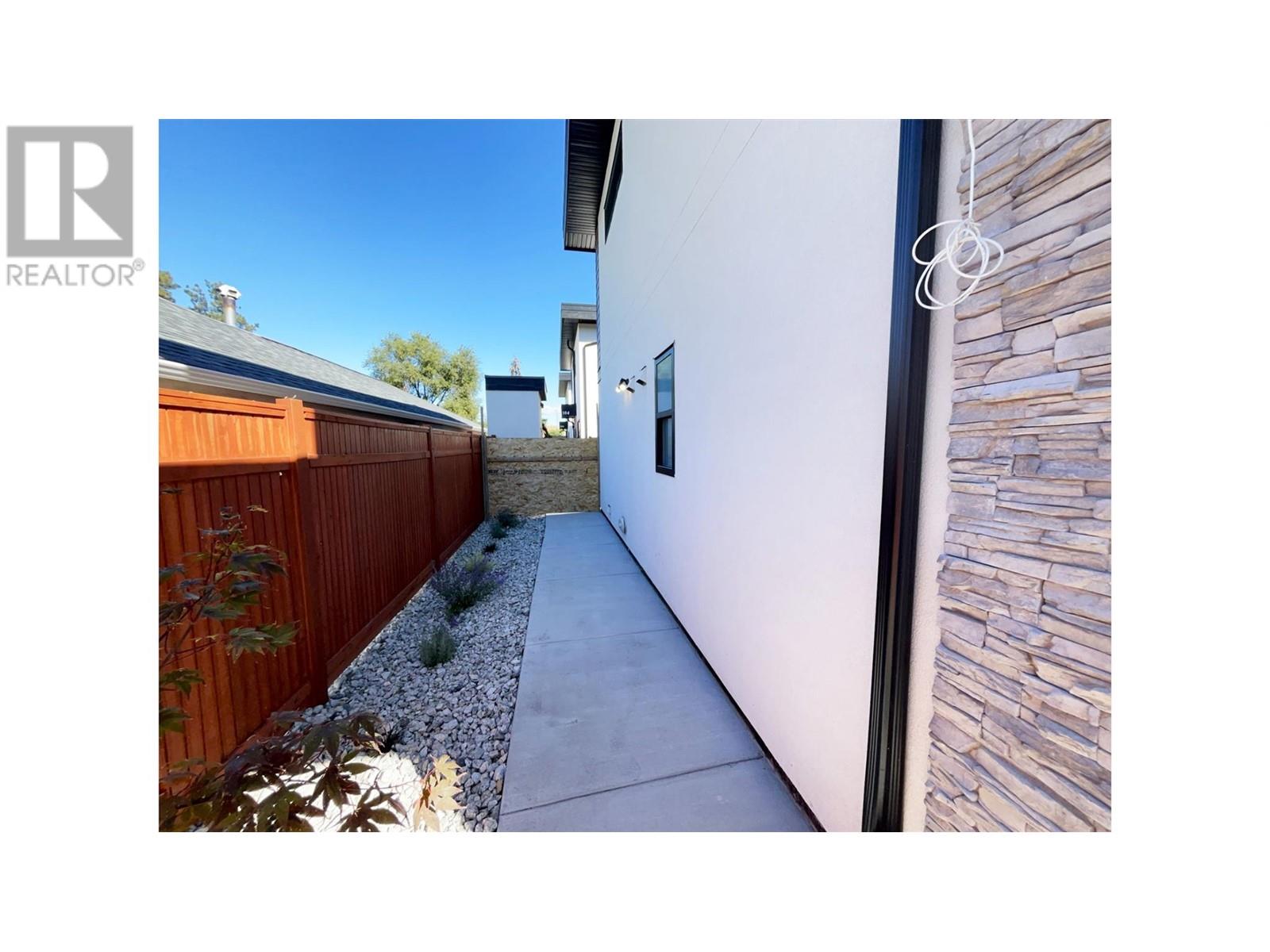 125 Calgary Avenue Unit# 101, Penticton