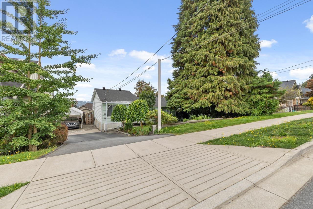 1020 WALLS AVENUE, Coquitlam real estate listing R2929773