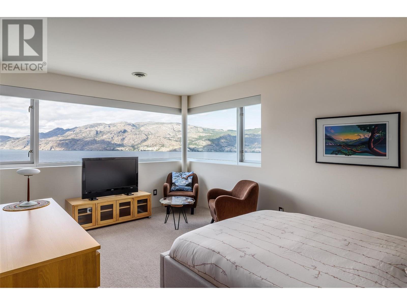  18555 Matsu Drive, Summerland