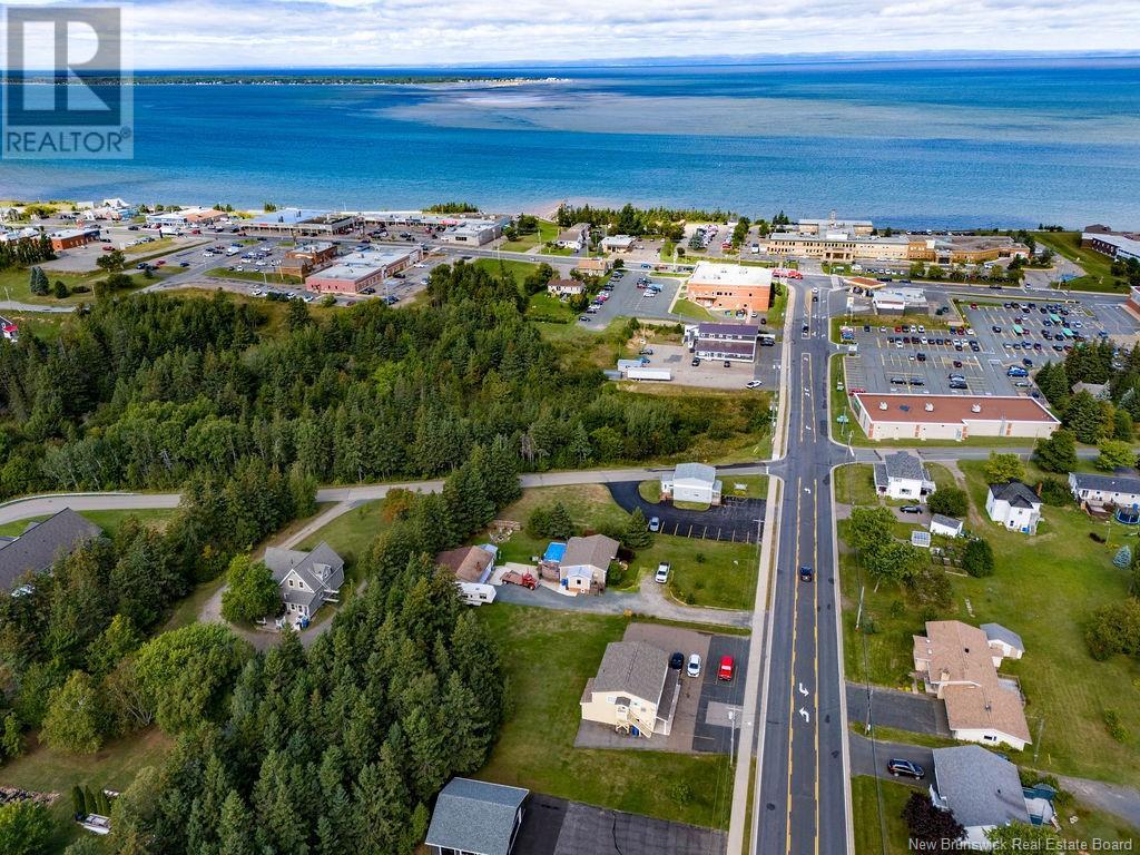 Photo 16 of 20 Rue Du Portage, Caraquet NB