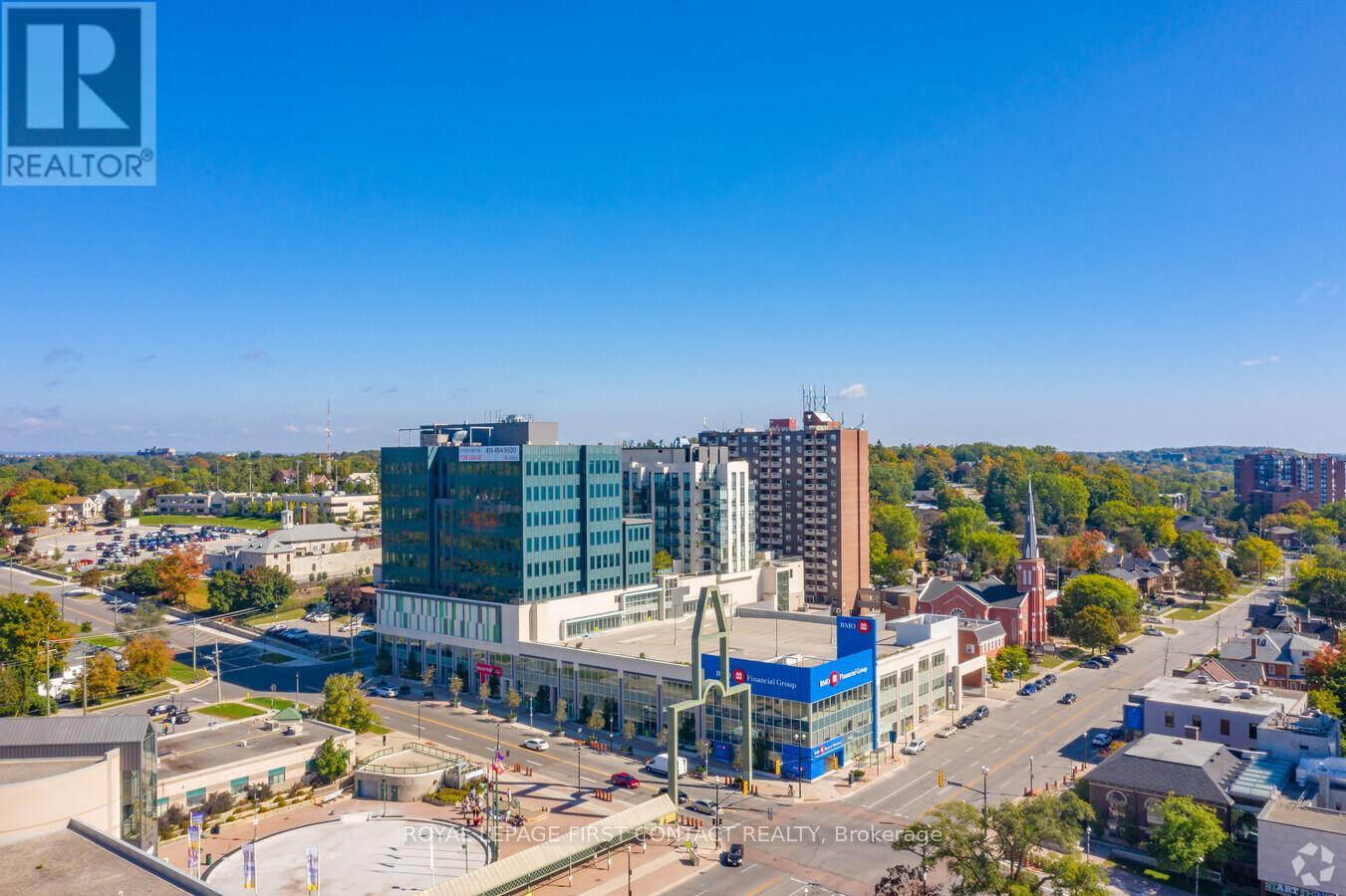 Photo 1 of 640 90 Collier Street, Barrie ON