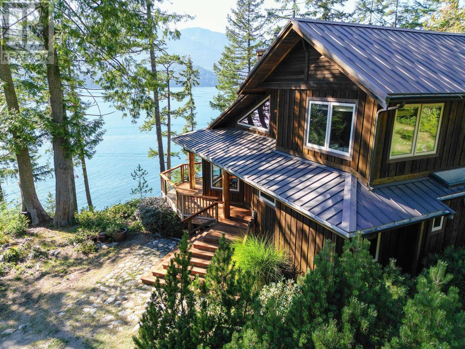 2363 Sasaler Road, Gambier Island