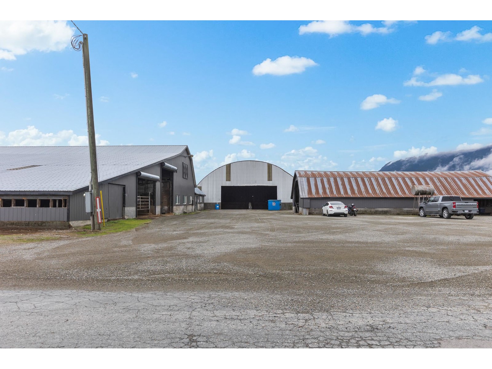 8713 HOWELL ROAD, Mission real estate listing R2929805
