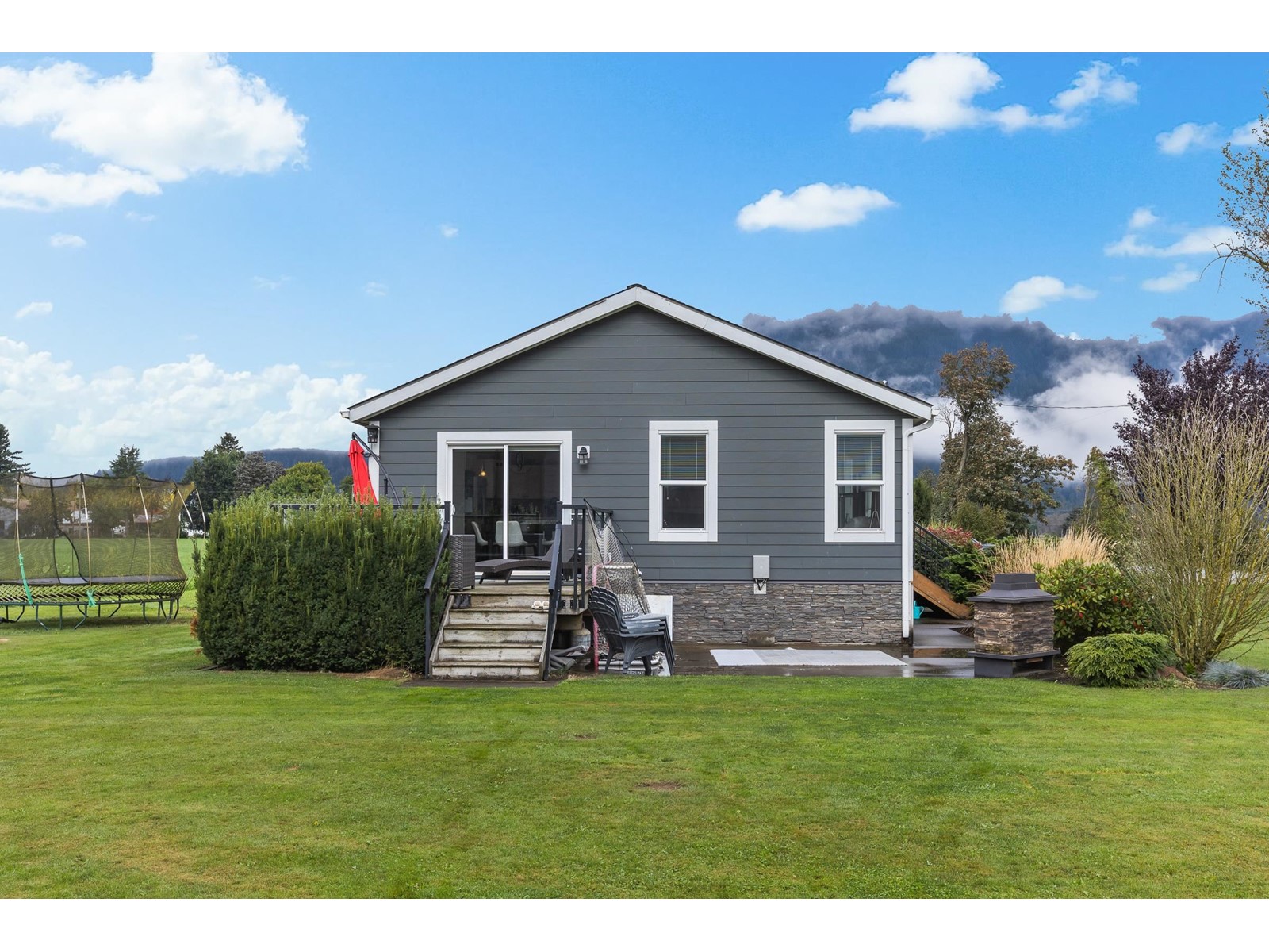 8713 HOWELL ROAD, Mission real estate listing R2929805