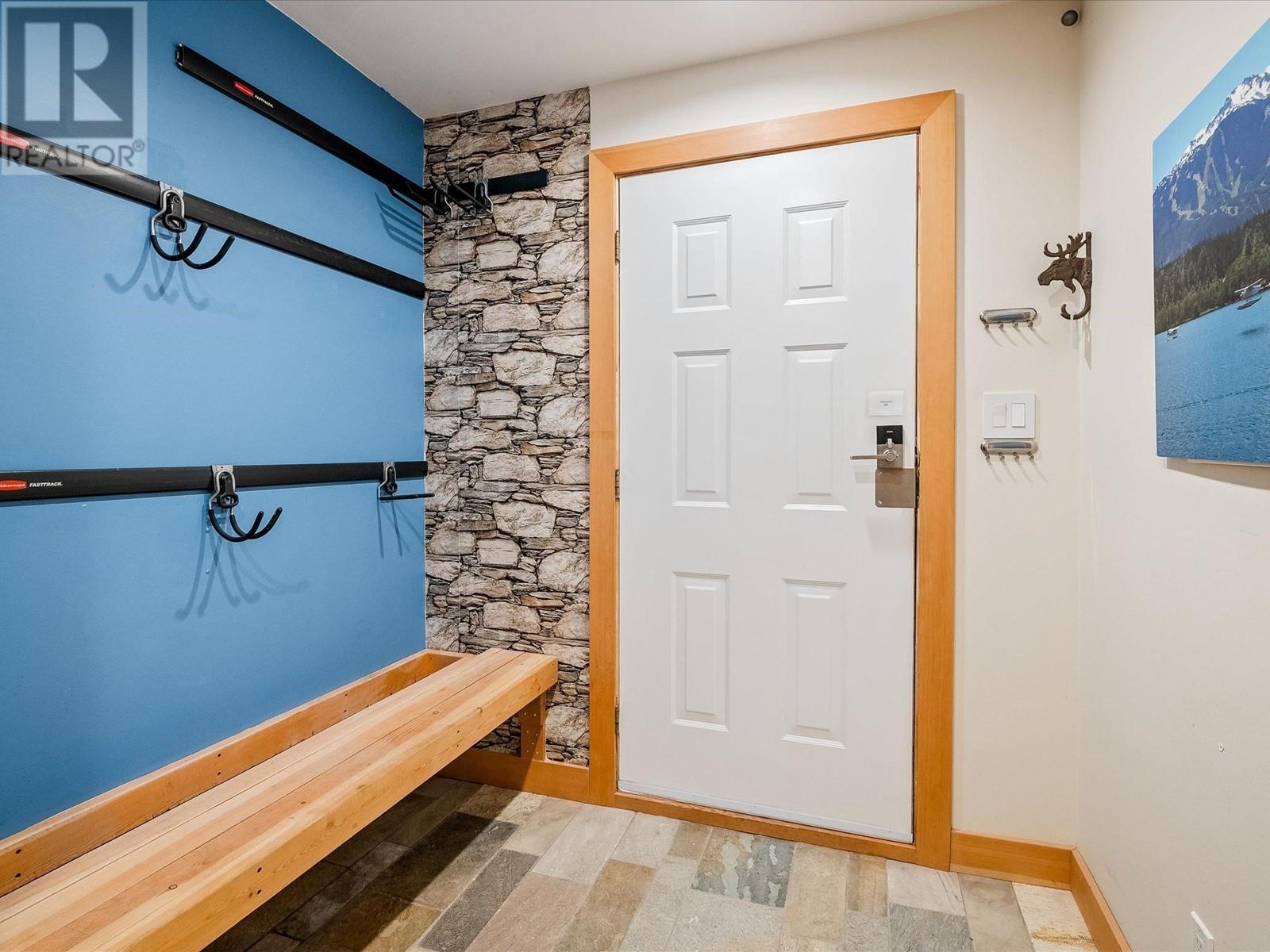 11 2556 SNOWRIDGE CRESCENT, Whistler real estate listing R2930504