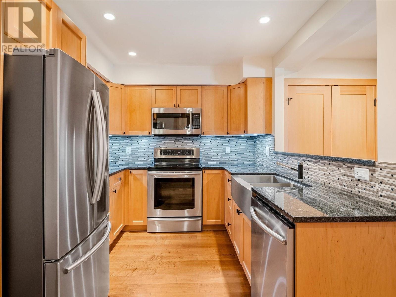 11 2556 SNOWRIDGE CRESCENT, Whistler real estate listing R2930504