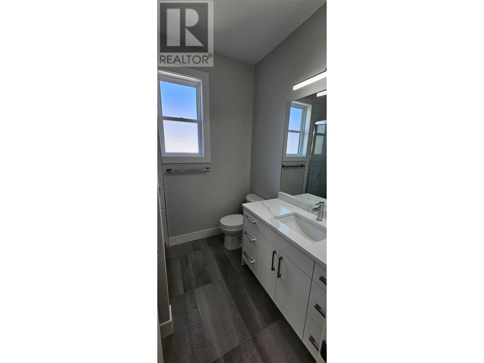 104 125 Calgary Avenue, Penticton
