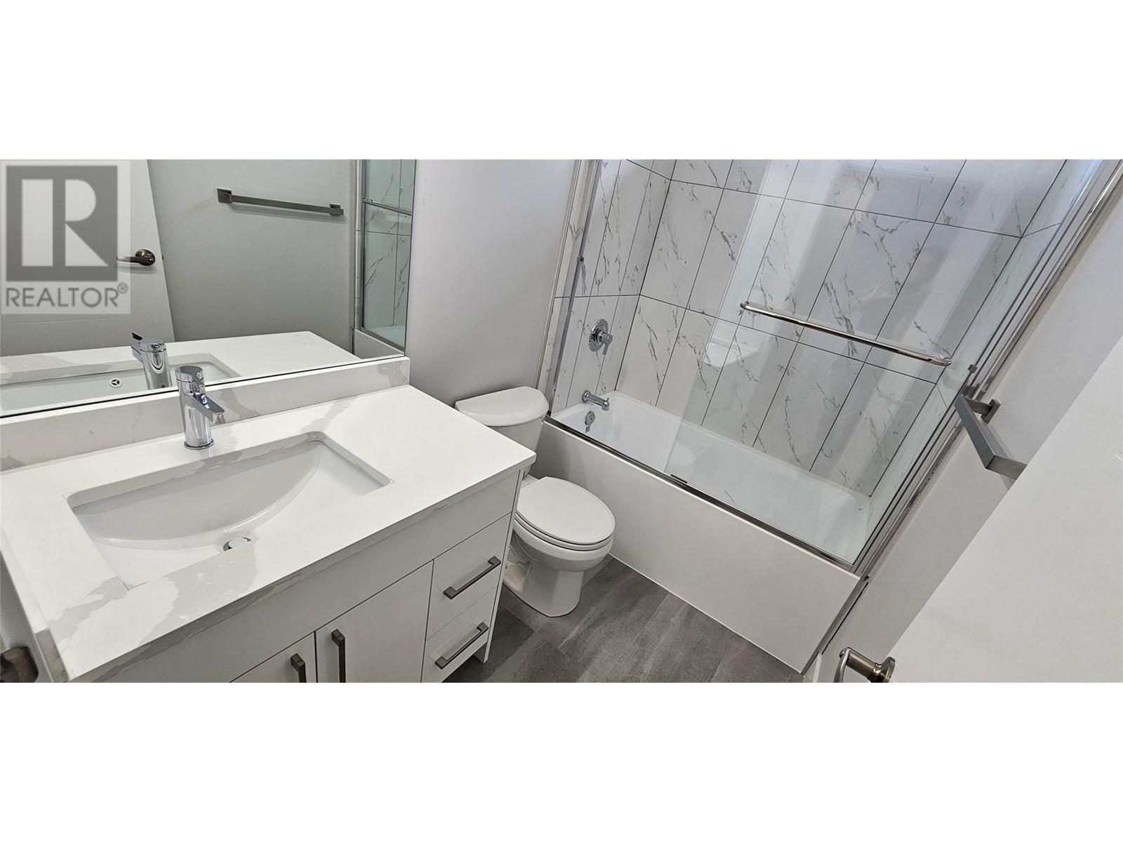 104 125 Calgary Avenue, Penticton