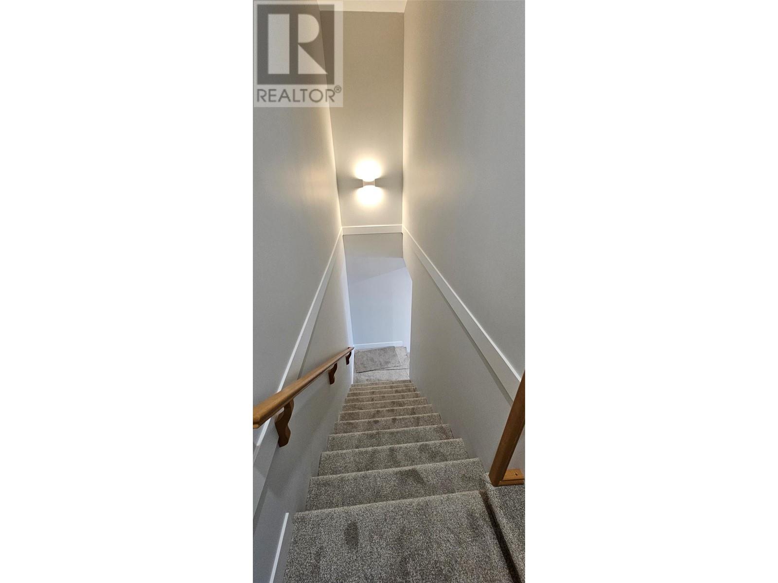 104 125 Calgary Avenue, Penticton