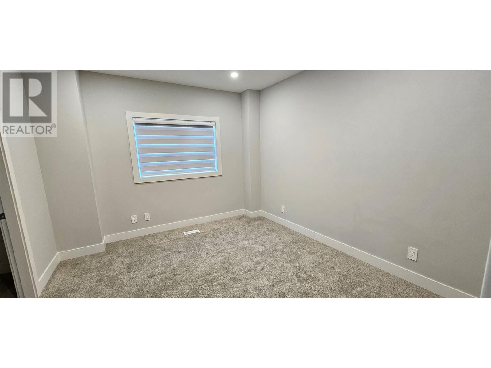 #103 125 CALGARY AVENUE - Image 16