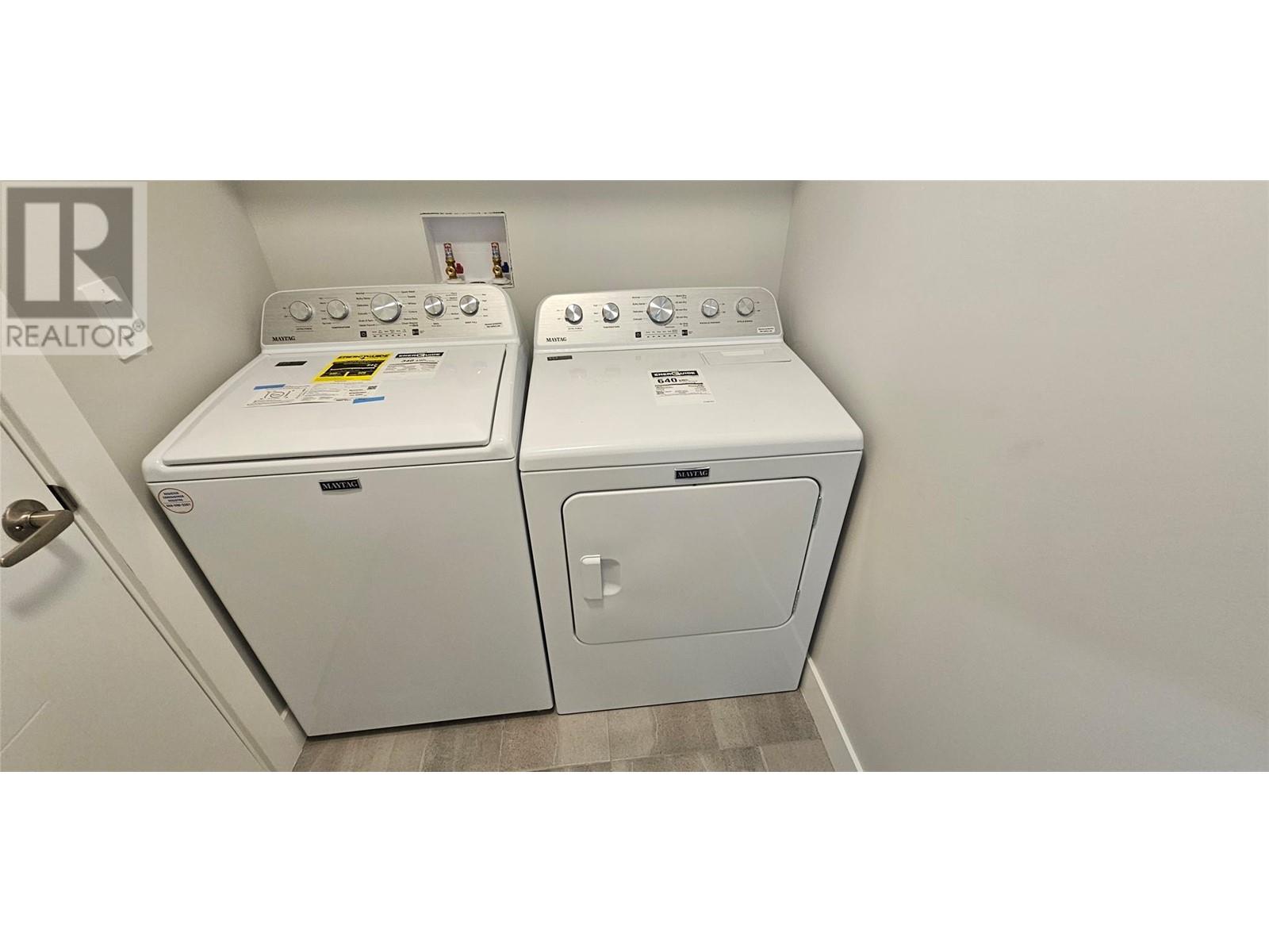 #103 125 CALGARY AVENUE - Image 24