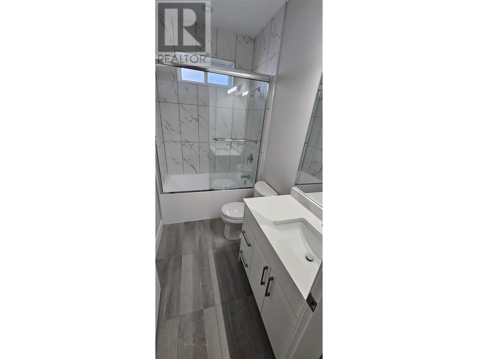 #103 125 CALGARY AVENUE - Image 30