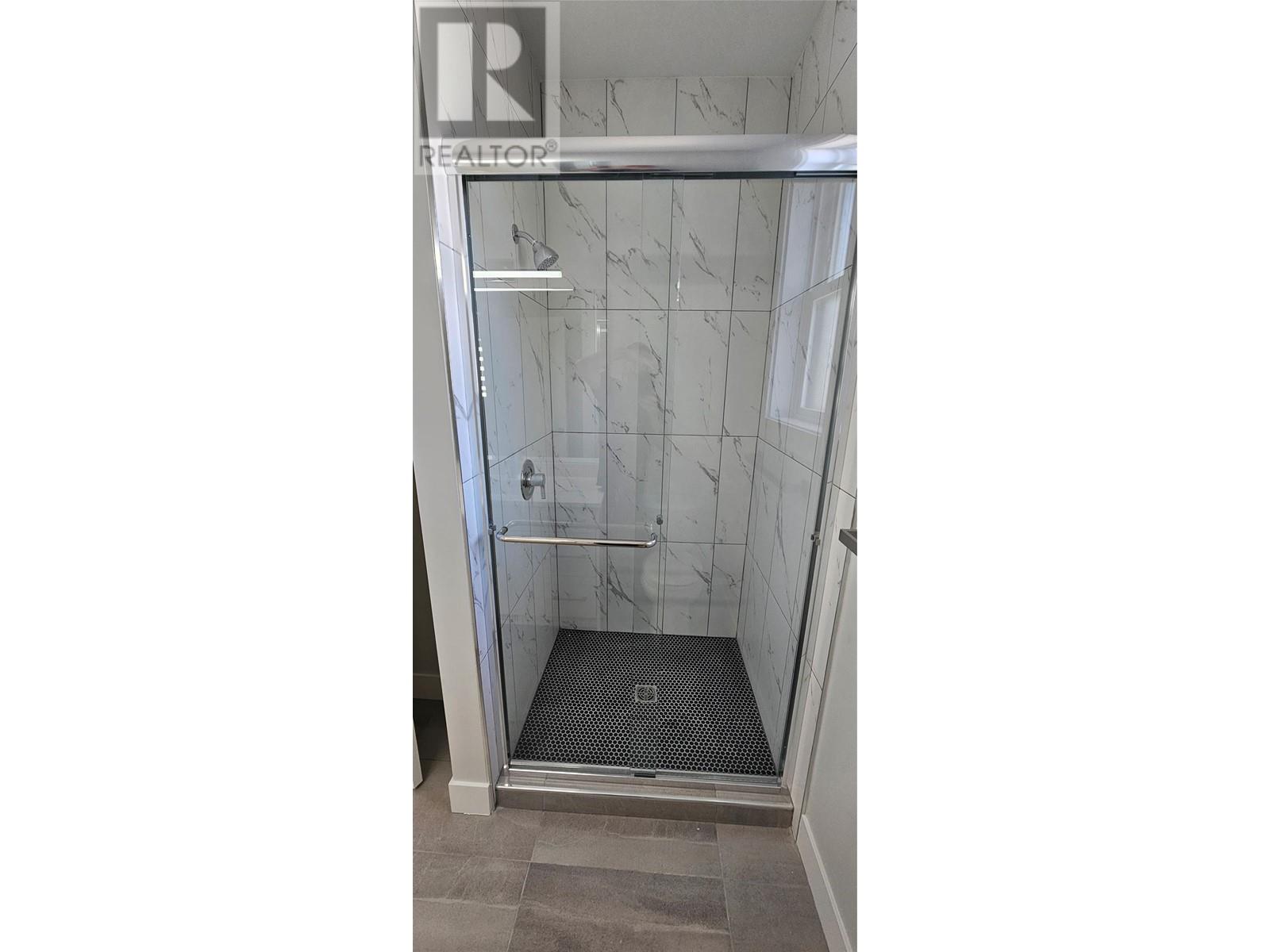 #103 125 CALGARY AVENUE - Image 28