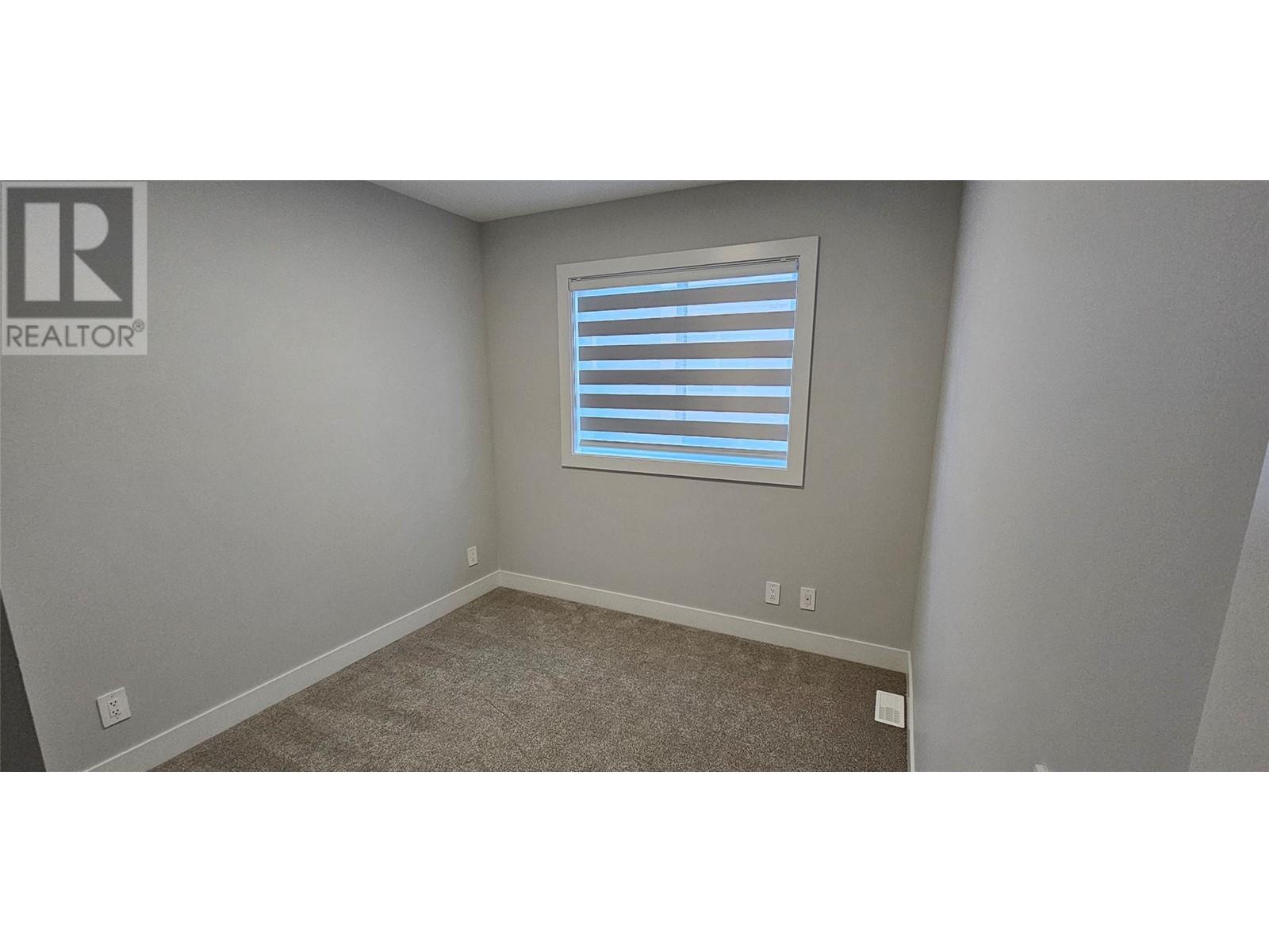 #103 125 CALGARY AVENUE - Image 10