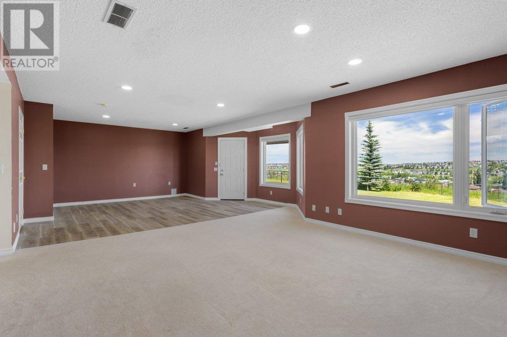 Single Family House for Sale in  Hidden Valley Drive NW Hidden Valley Calgary 