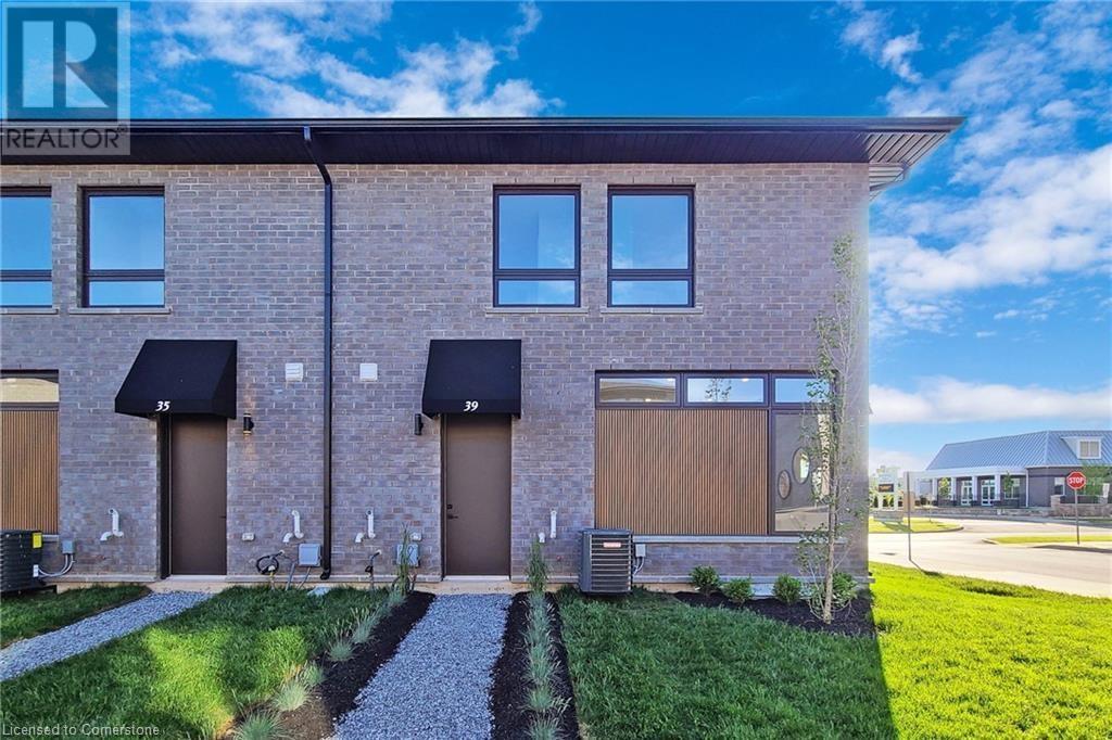 Photo 46 of 39 Wellspring Way, Pelham ON