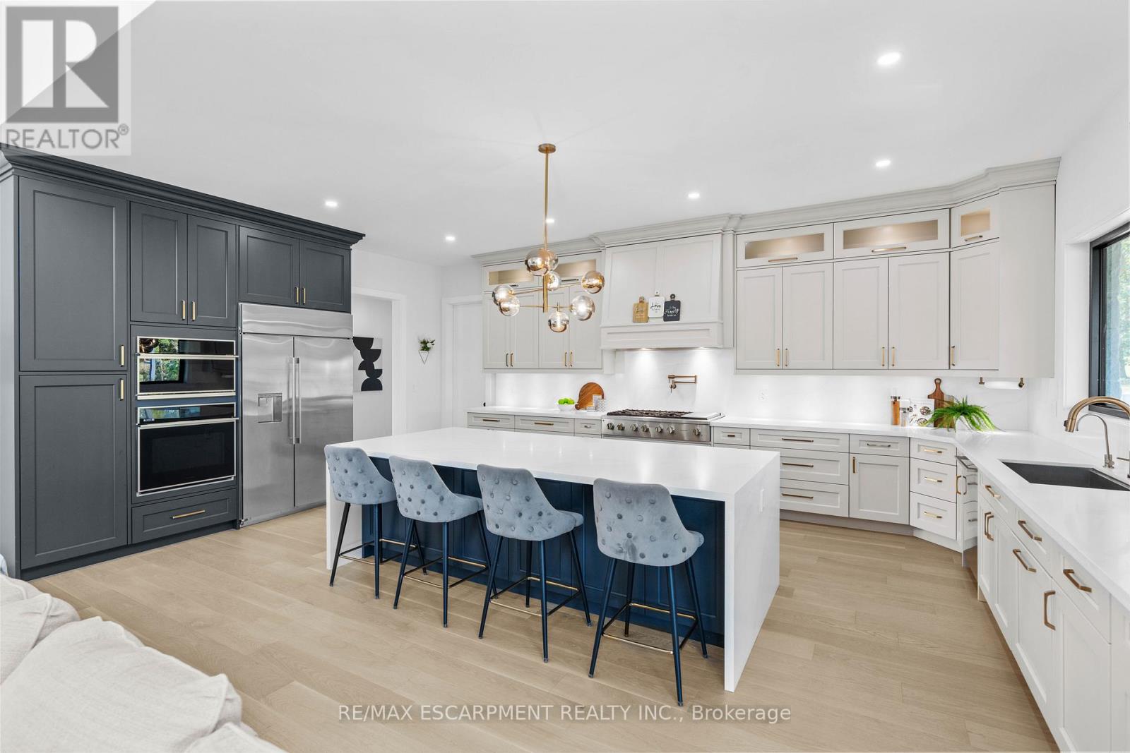 Photo 8 of 8920 Wellington Rd 124, Erin ON