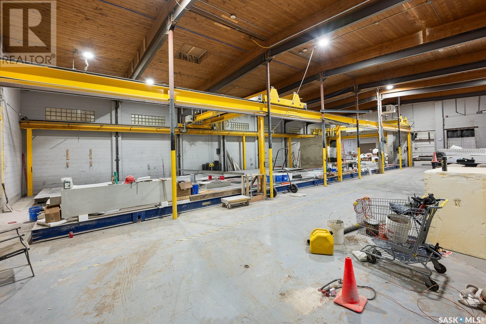 Photo 13 of 461 Athabasca Street, Moose Jaw SK