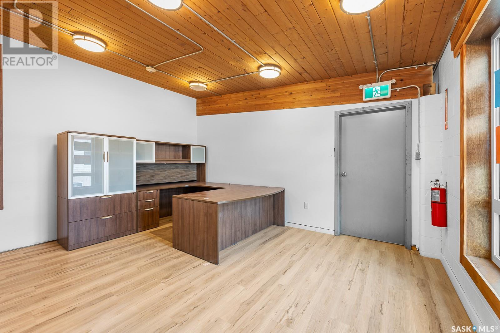 Photo 29 of 461 Athabasca Street, Moose Jaw SK