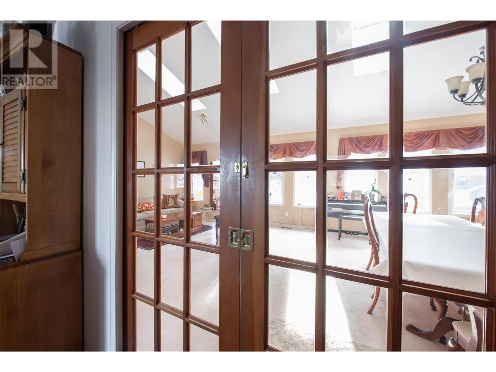 9292 Kokanee Road, Vernon