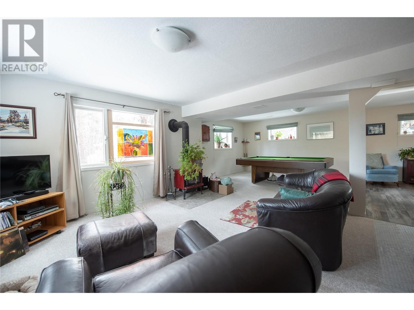 9292 Kokanee Road, Vernon