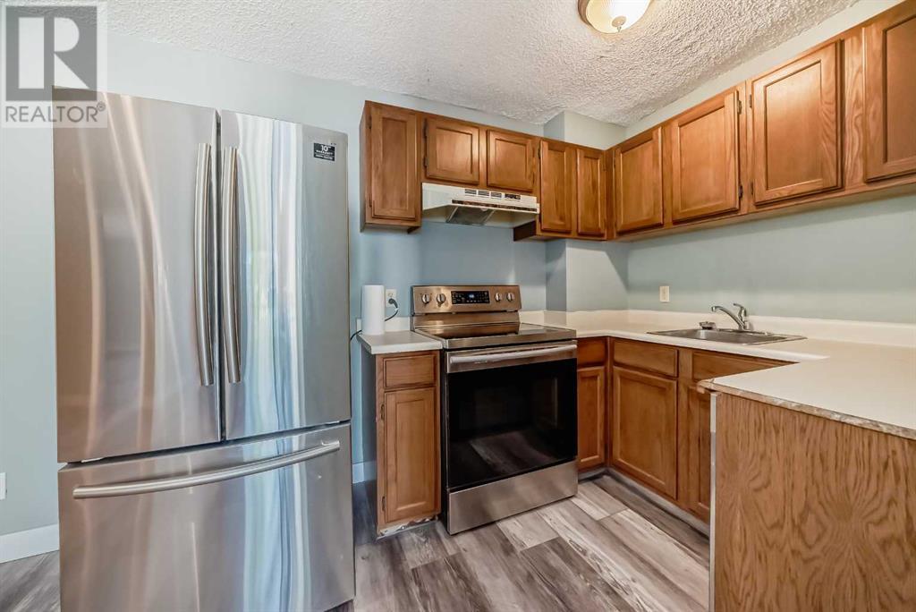 Single Family House High rise for Sale in    Avenue SW Beltline Calgary 