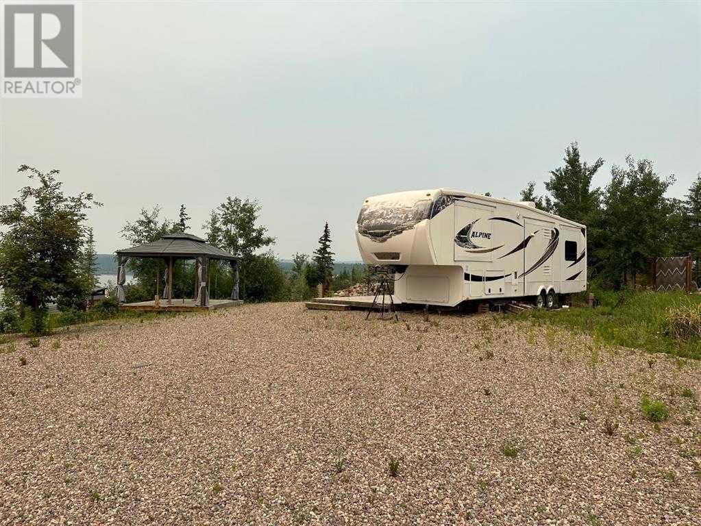 Photo 3 of 403 Ash Avenue, Lac Des Iles SK