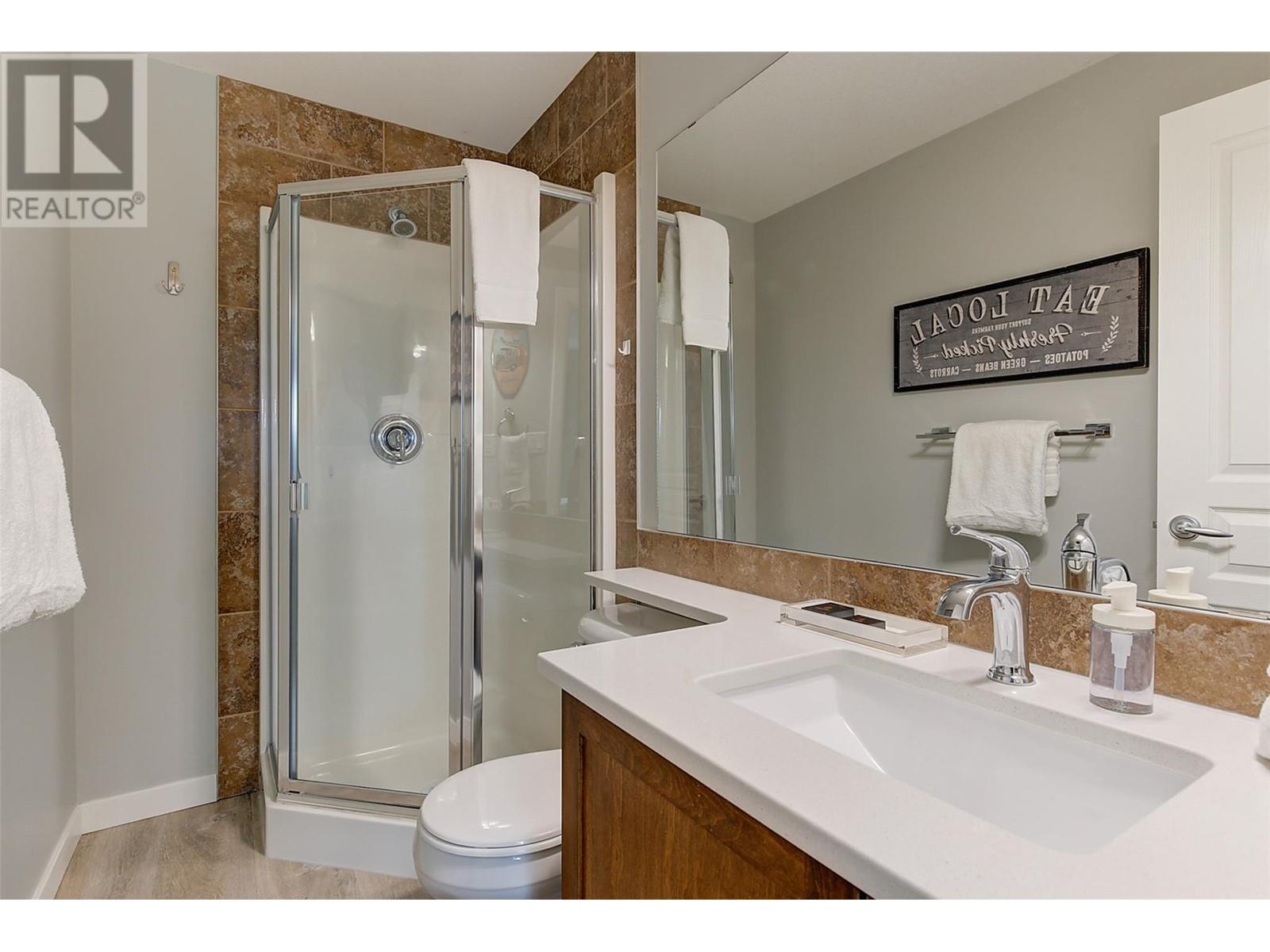359 654 Cook Road, Kelowna