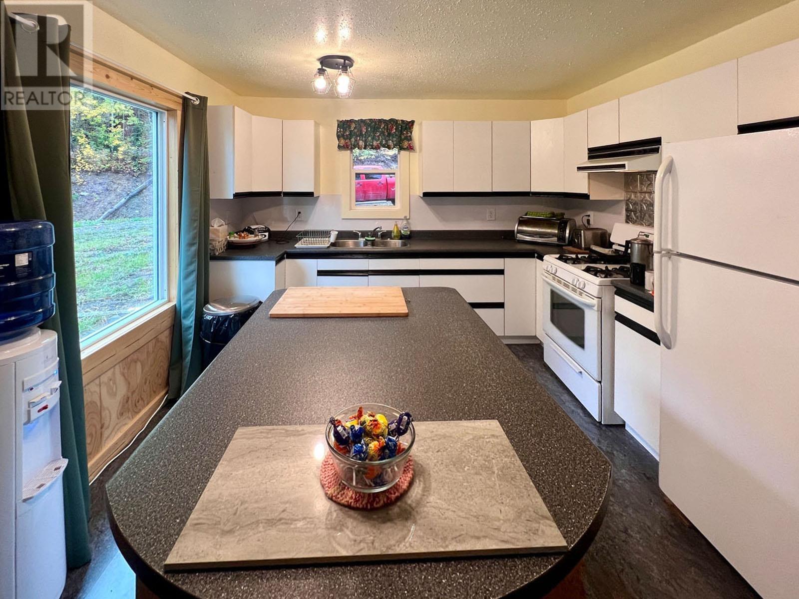 Photo 33 of 22361 Stella Road, Fraser Lake BC