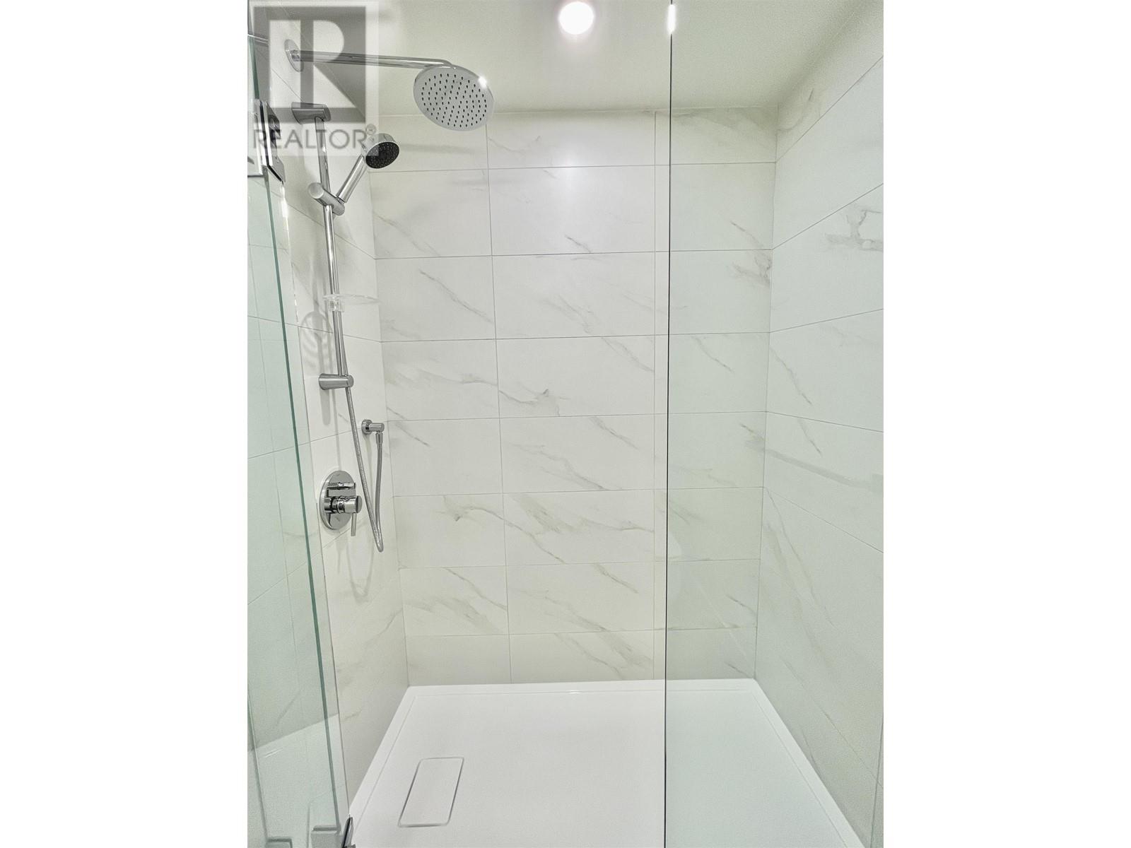 1603 308 ALDERSON AVENUE, Coquitlam