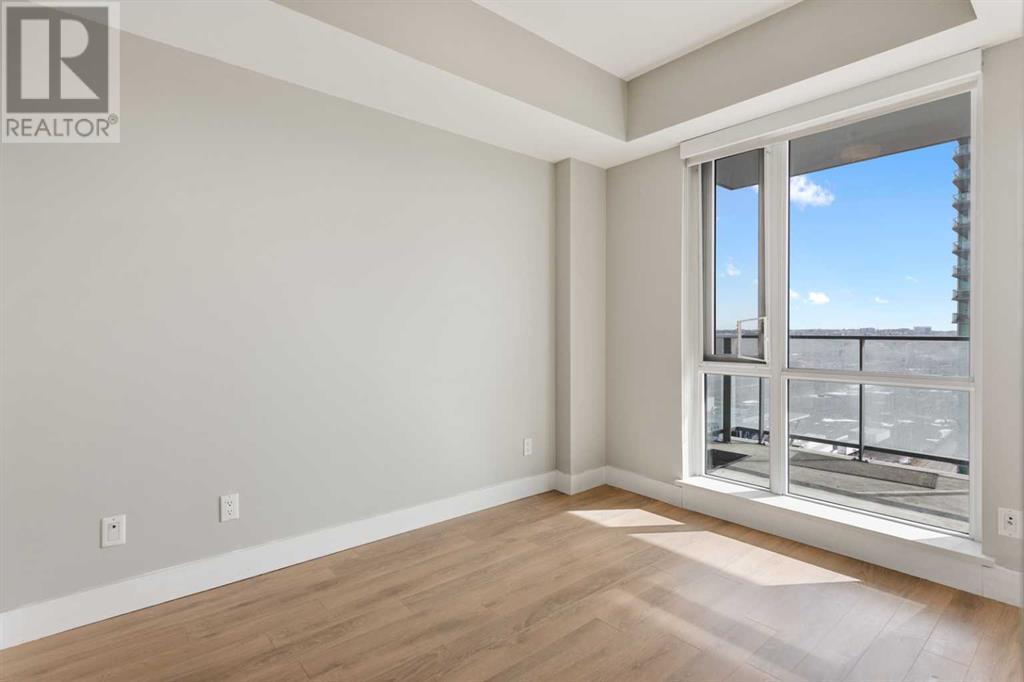 Single Family House High rise for Sale in    Street SE Beltline Calgary 