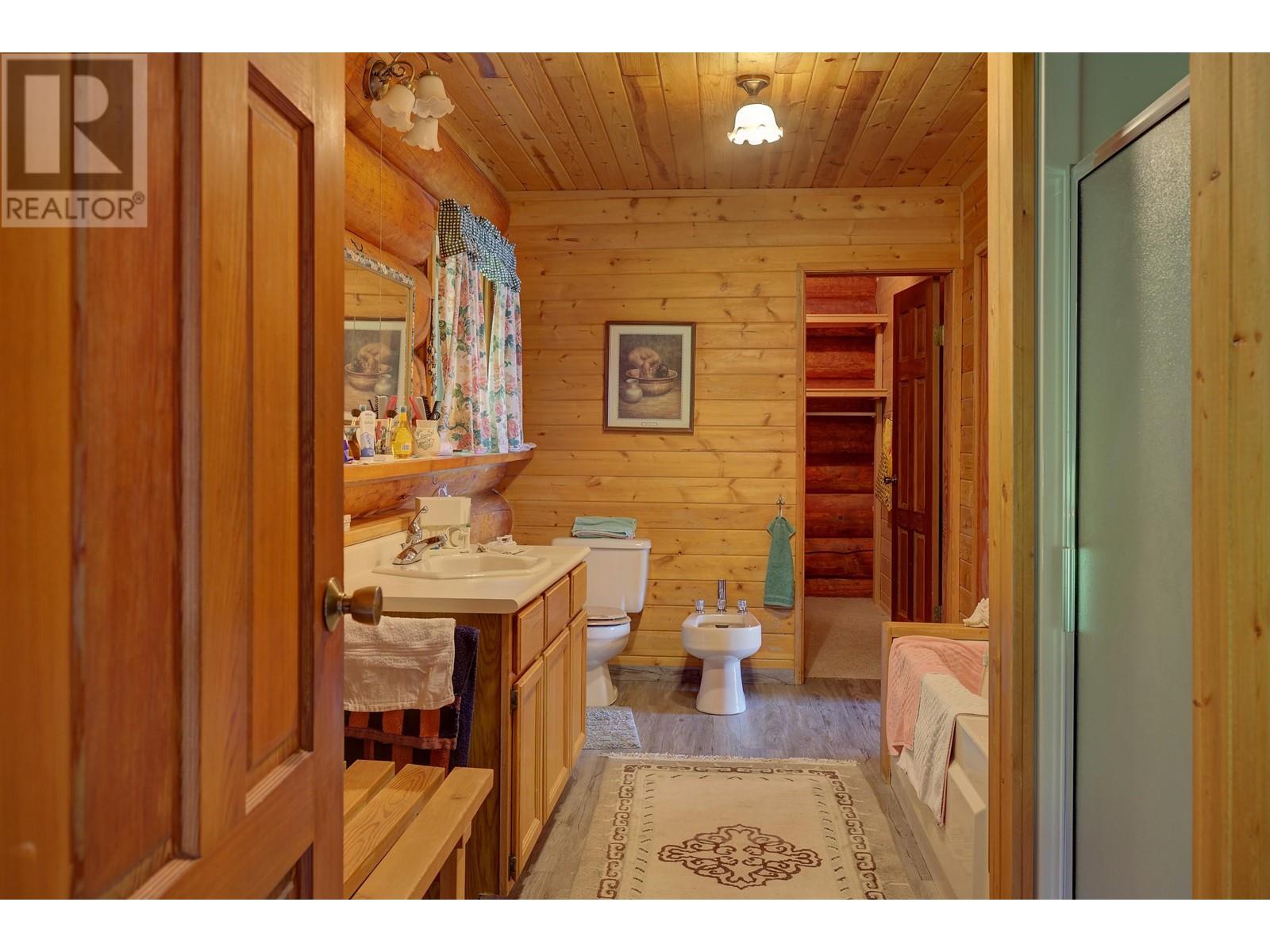 3472 BROOKS PLACE, Horsefly