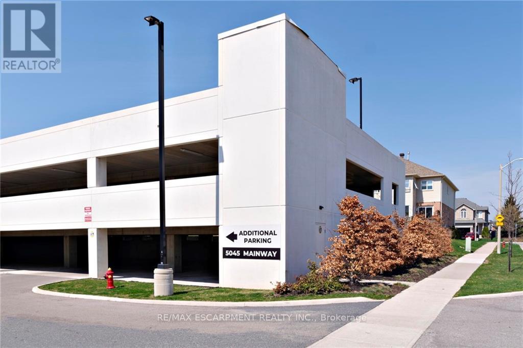 Photo 40 of 201 5045 Mainway Boulevard, Burlington ON