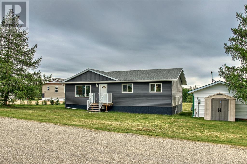 Single Family House Bungalow for Sale in  Sunnyside Crescent Sunnyside Rural Ponoka County 