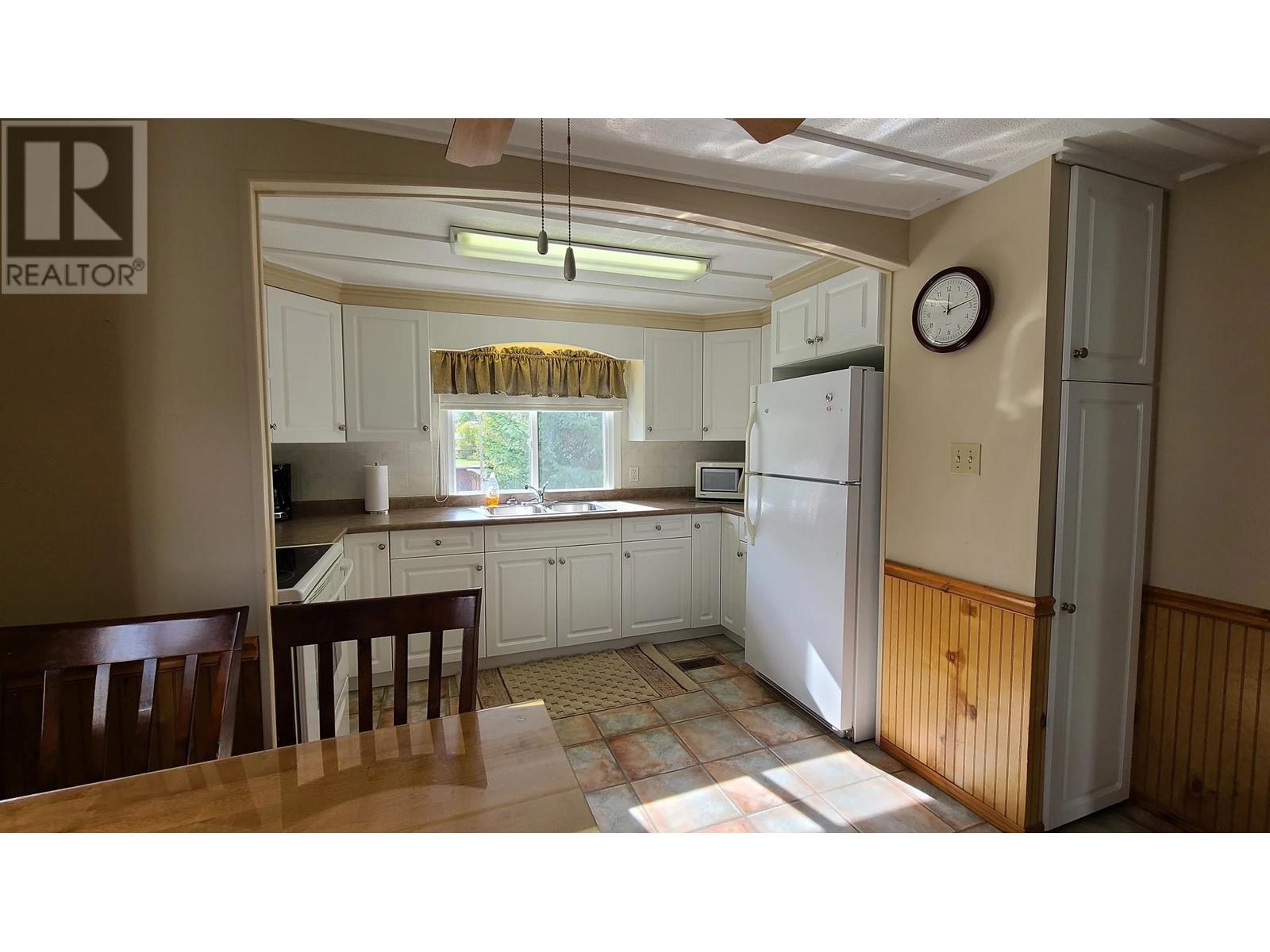 Photo 16 of 9802 9814 Freddette Avenue, Fort St John BC