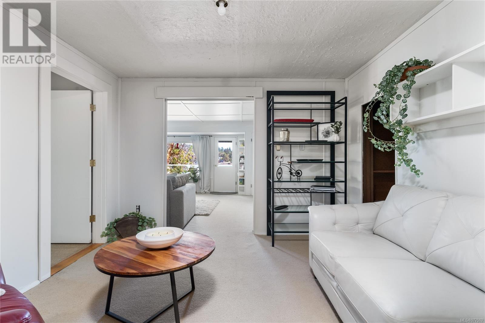 Photo 12 of 976 Westing Rd, Saanich BC