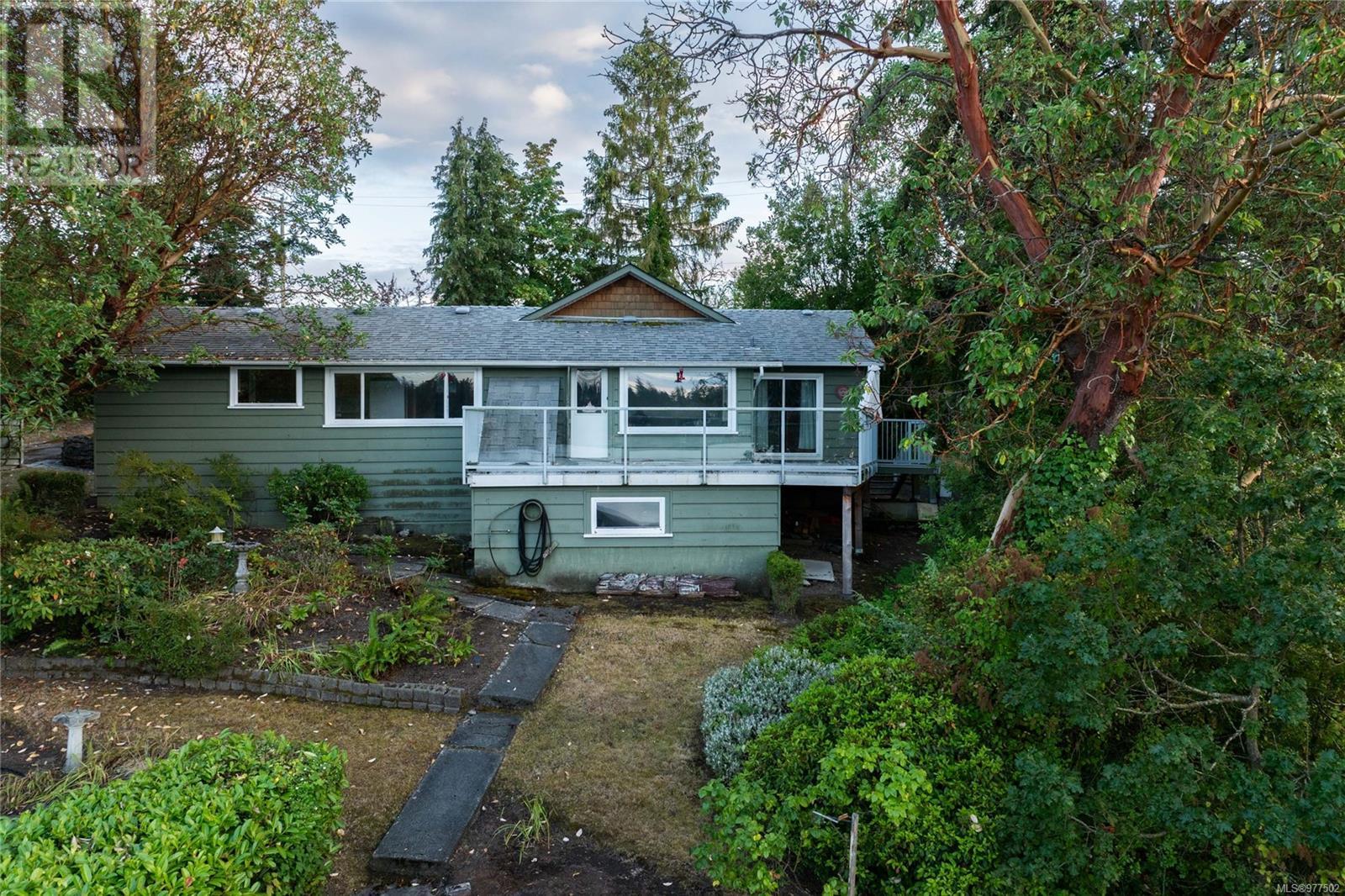 Photo 28 of 976 Westing Rd, Saanich BC