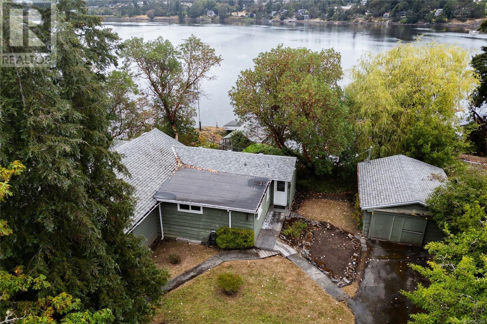 Photo 38 of 976 Westing Rd, Saanich BC