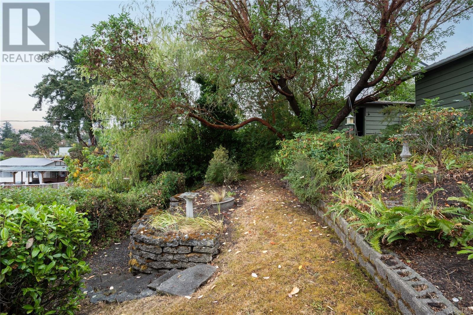 Photo 49 of 976 Westing Rd, Saanich BC