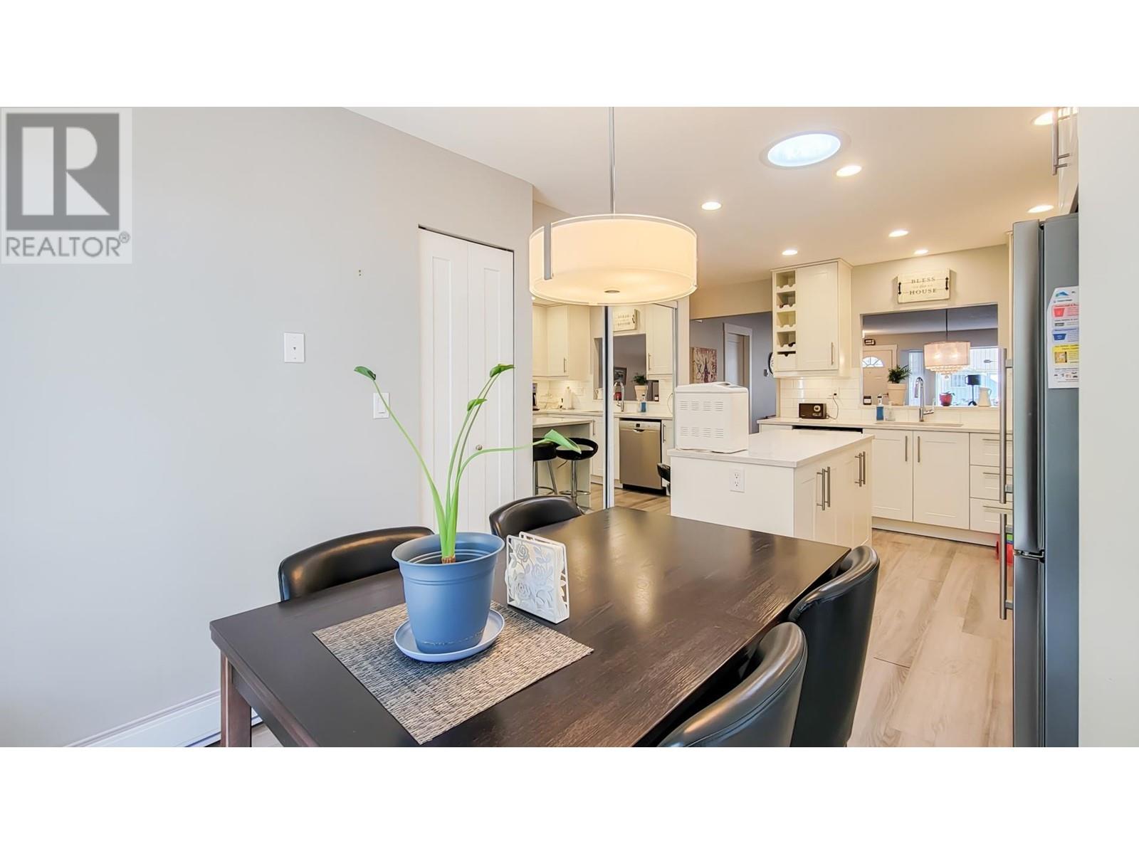 12 12049 217 STREET, Maple Ridge
