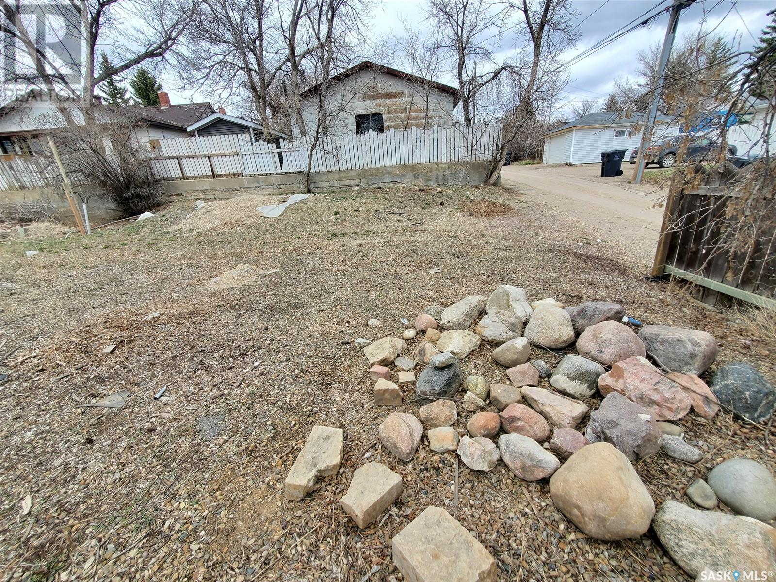 Vacant Land for Sale in  th AVENUE NW Swift Current 