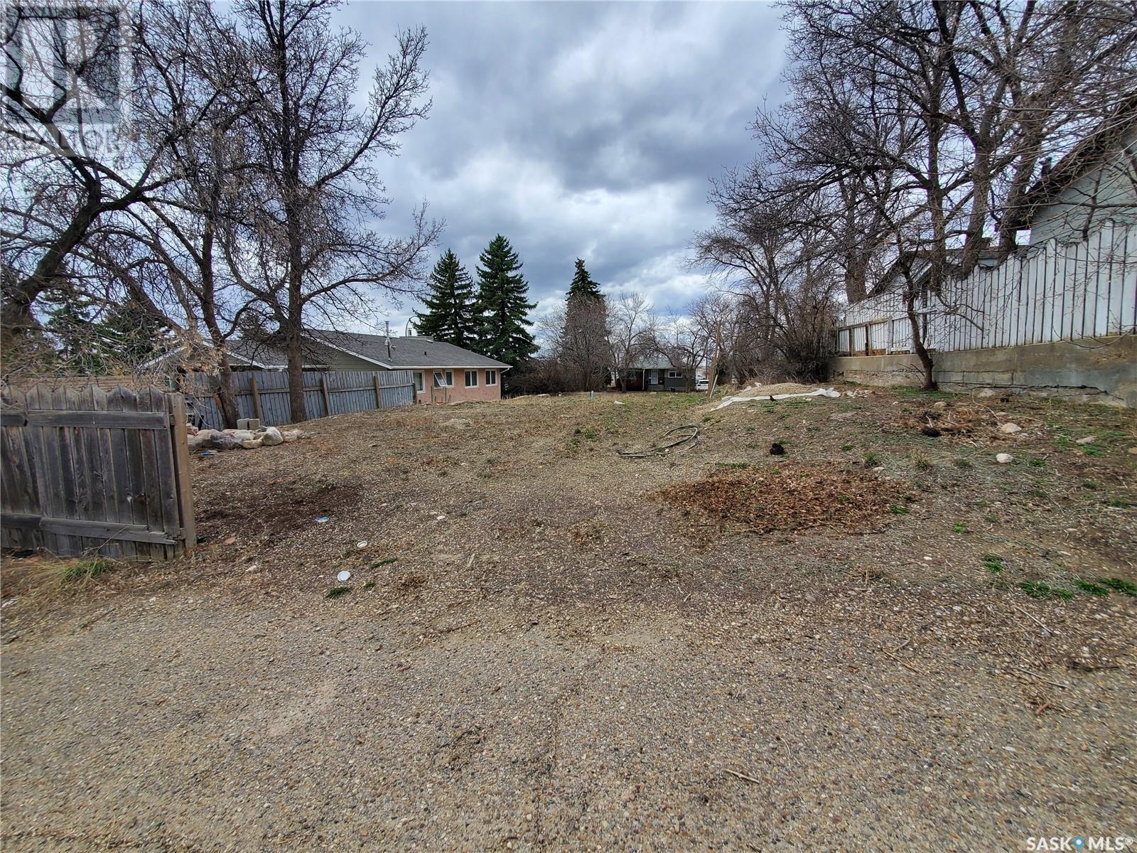 311 10th AVENUE NW, Swift Current, Saskatchewan