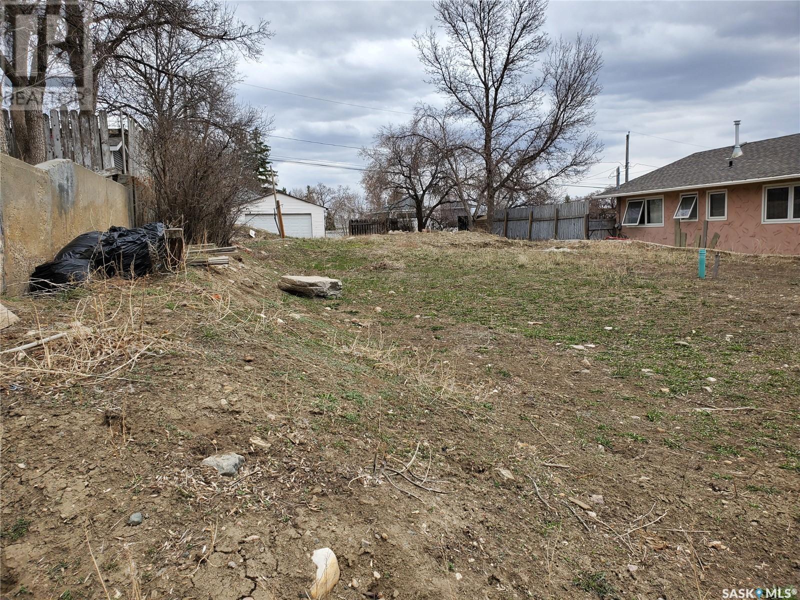 Vacant Land for Sale in  th AVENUE NW Swift Current 