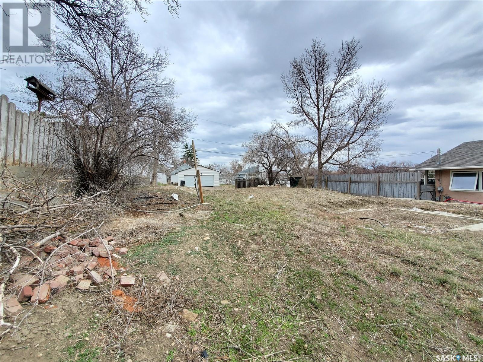 Vacant Land for Sale in  th AVENUE NW Swift Current 