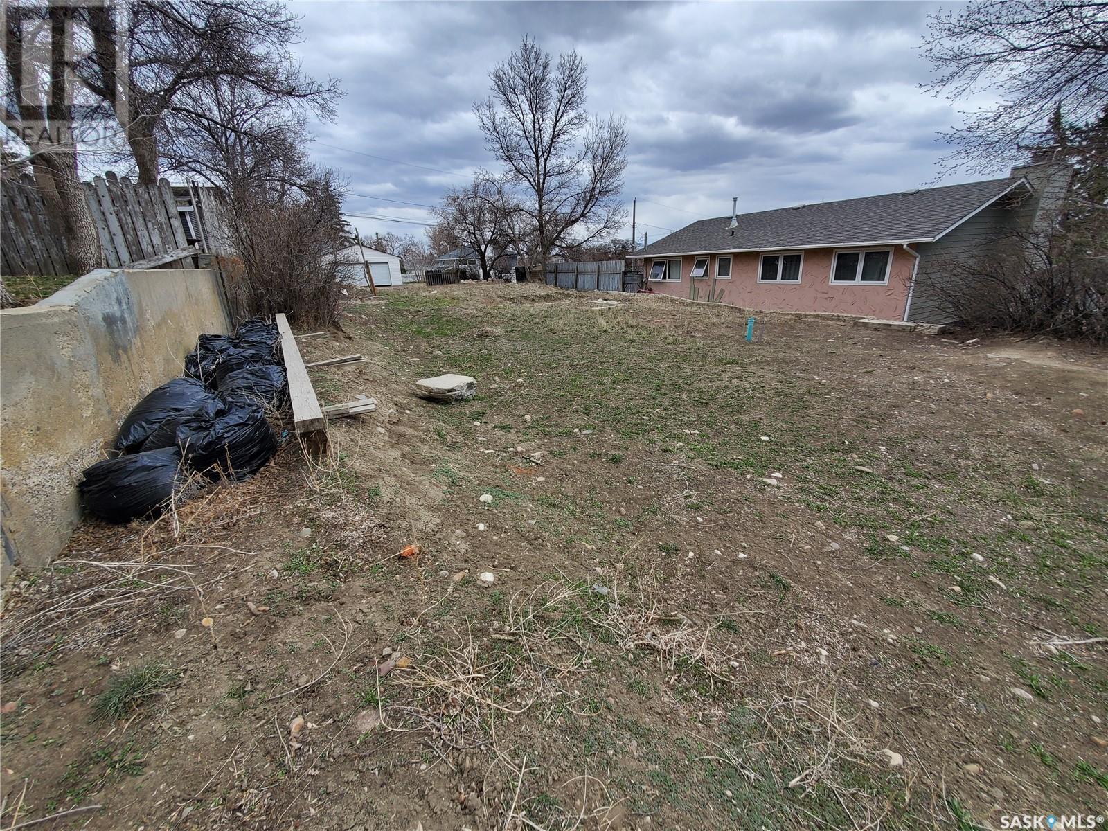 Vacant Land for Sale in  th AVENUE NW Swift Current 