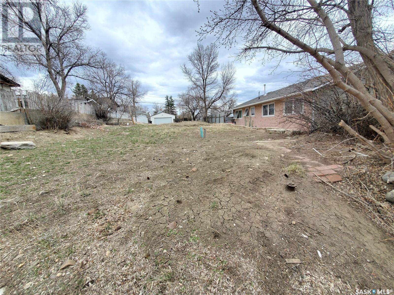 Vacant Land for Sale in  th AVENUE NW Swift Current 