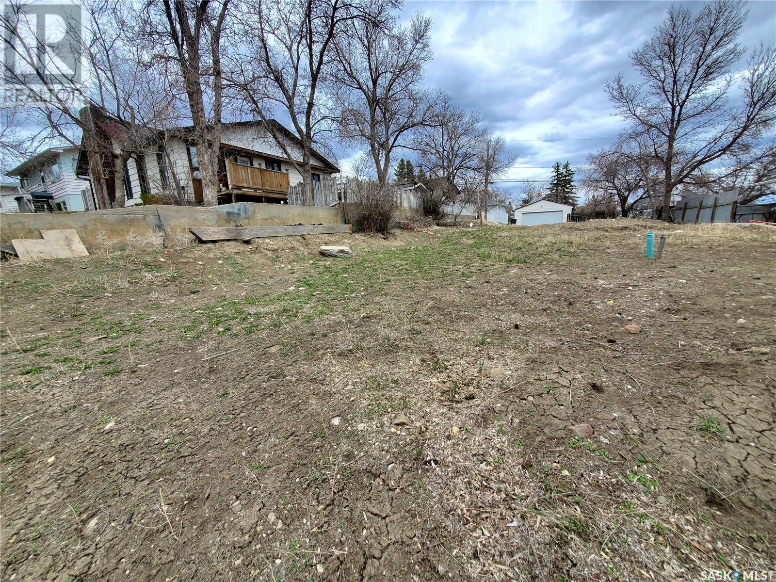 Vacant Land for Sale in  th AVENUE NW Swift Current 