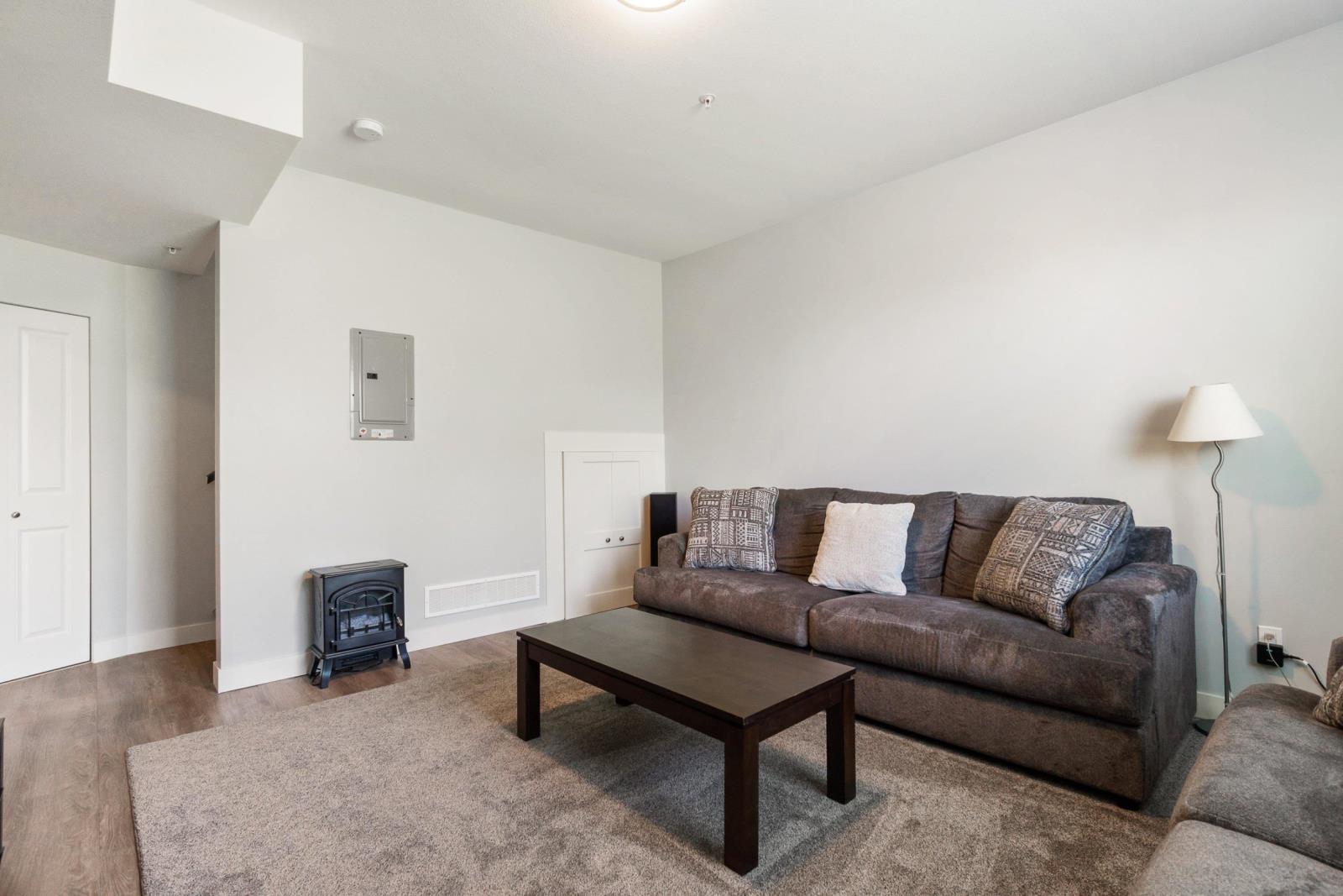 B 47009 SYLVAN DRIVE, Promontory, Chilliwack real estate listing R2932983