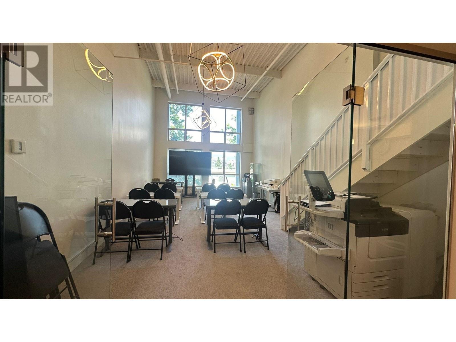 Photo 1 of 202 338 W 8th Avenue, Vancouver BC
